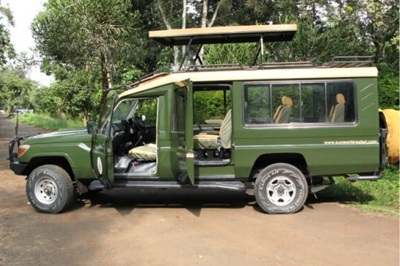 Safari Land Cruiser